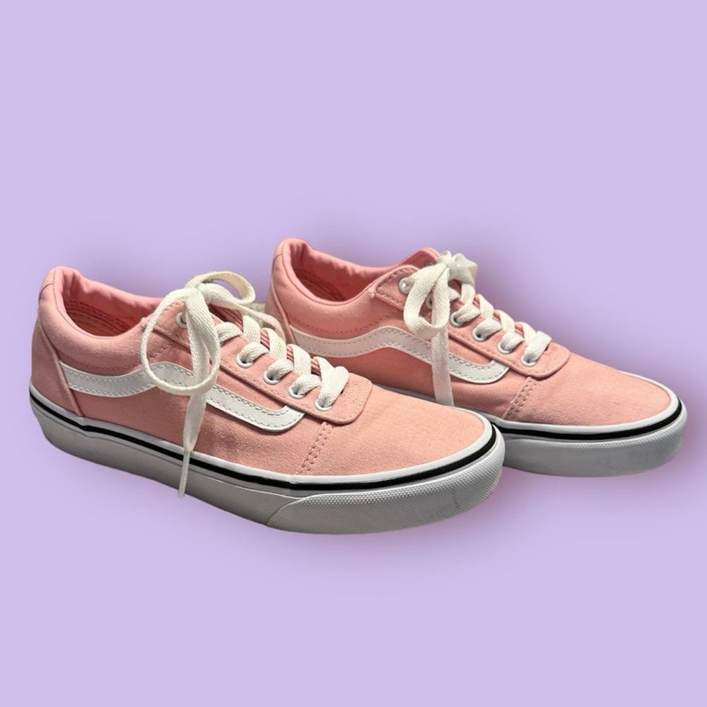 Vans Sneakers (4)